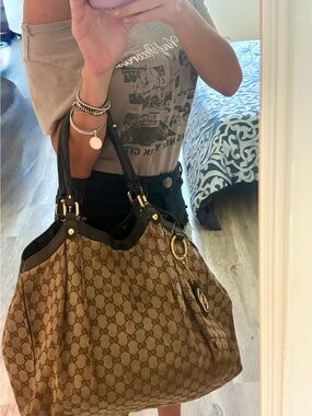 Authentic Gucci Sukey Oversized GG Canvas Tote Black Leather Trim Gold GG Charm